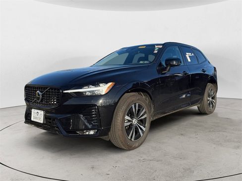 Certified 2025 Volvo XC60 B5 Core image 27