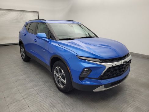 Used 2024 Chevrolet Blazer LT w/ Convenience Package FWD image 13