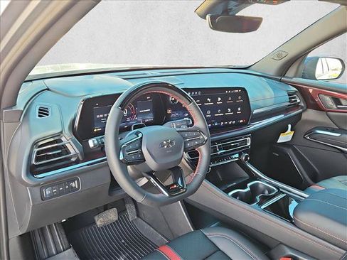New 2026 Chevrolet Traverse RS w/ LPO, Floor Liner Package AWD/4WD image 3