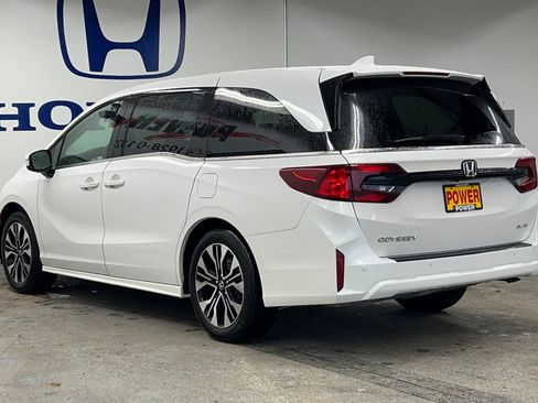 New 2026 Honda Odyssey Elite image 5