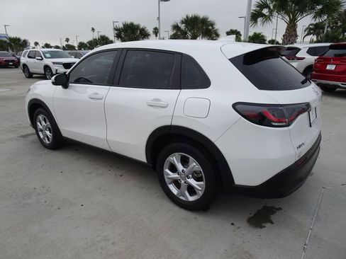 Used 2025 Honda HR-V LX image 6