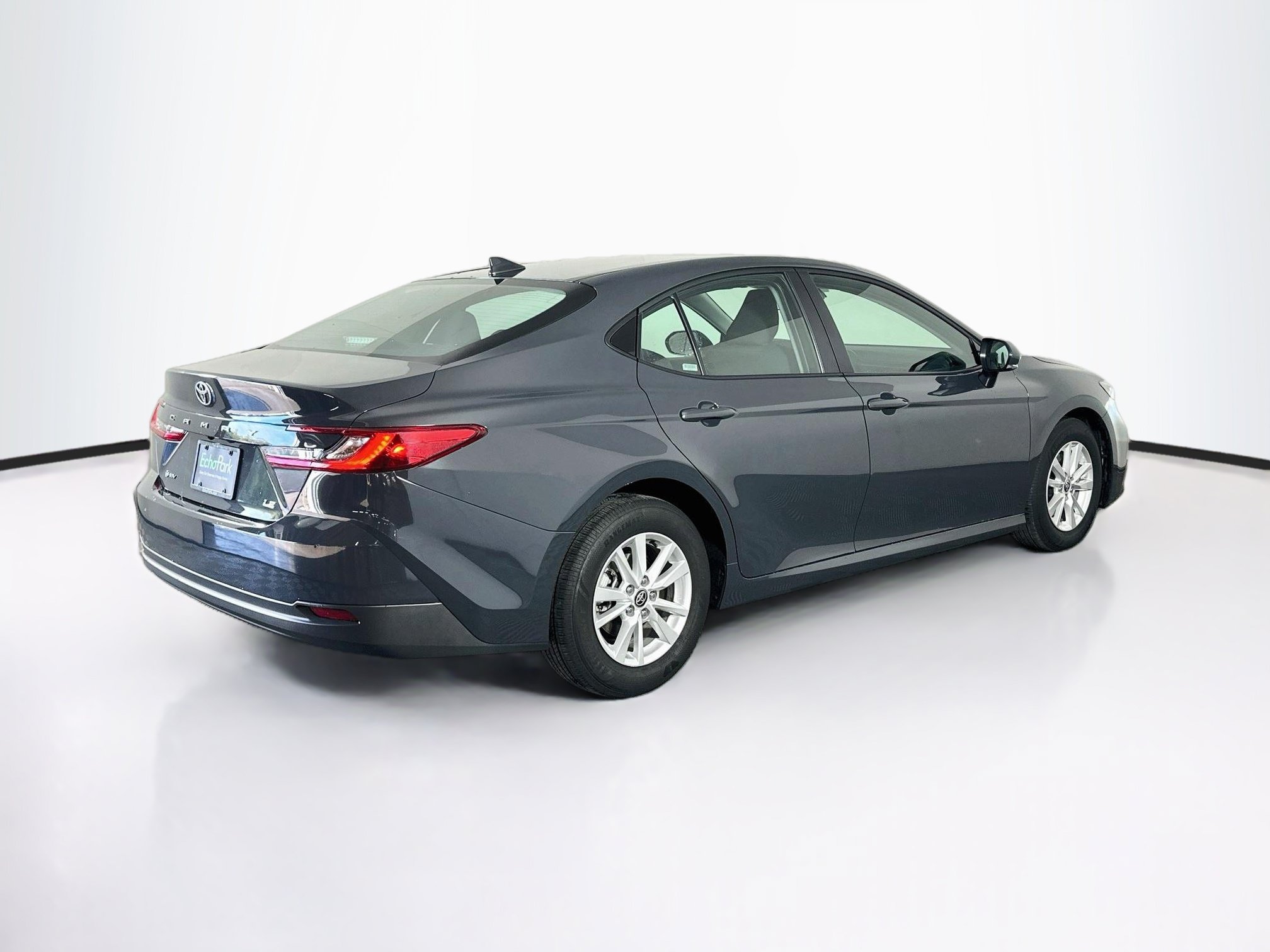Used 2026 Toyota Camry LE FWD image 9