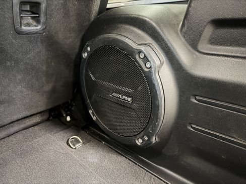 Used 2018 Jeep Wrangler Unlimited Sahara w/ Dual Top Group image 24