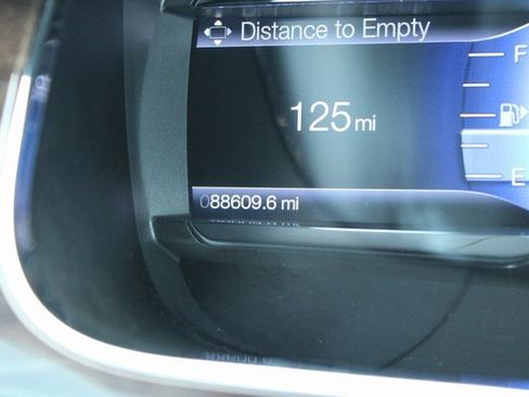 Used 2015 Ford Taurus Limited w/ Equipment Group 301A image 23