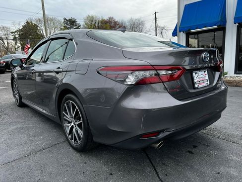 Used 2023 Toyota Camry XLE FWD image 7