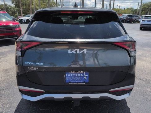 Used 2023 Kia Sportage EX FWD image 5
