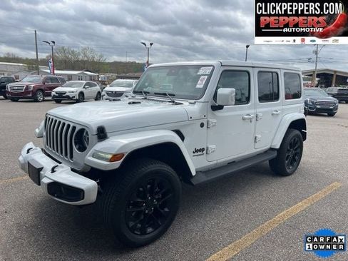 Used 2022 Jeep Wrangler Unlimited Sahara image 1