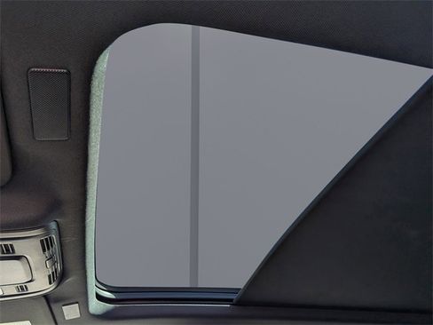 Used 2025 Chevrolet Suburban Premier image 19