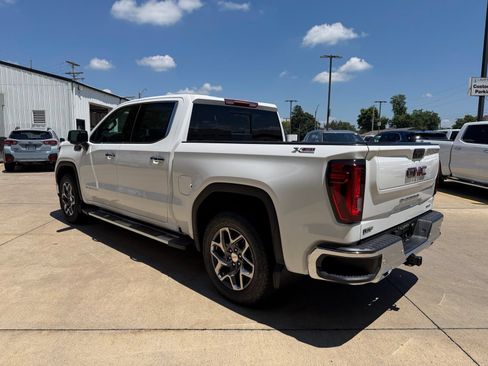New 2026 GMC Sierra 1500 SLT w/ SLT Premium Plus Package AWD/4WD image 10