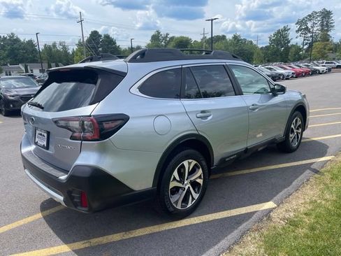 Used 2020 Subaru Outback Limited AWD/4WD image 5