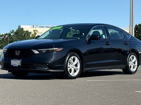 Used 2023 Honda Accord EX image 7
