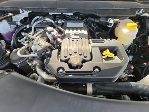 New 2026 RAM 2500 Tradesman AWD/4WD image 23