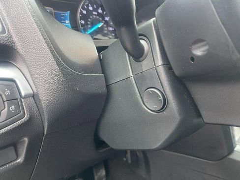 Used 2019 Ford Explorer Limited image 22