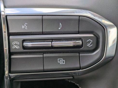 New 2025 GMC Canyon Elevation w/ Convenience Package image 27