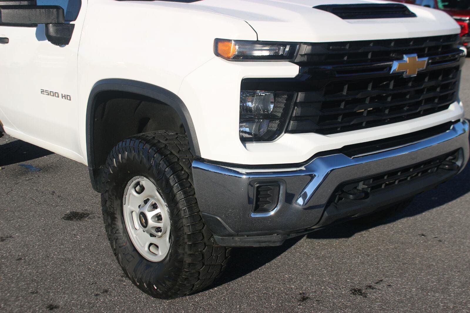 Used 2025 Chevrolet Silverado 2500 W/T w/ WT Convenience Package RWD image 9