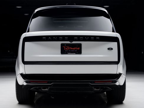 Used 2023 Land Rover Range Rover SE image 26