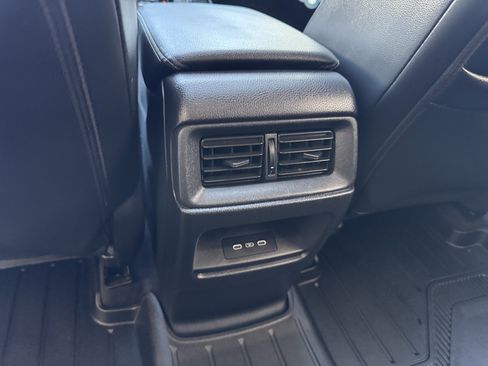 Used 2024 Honda CR-V EX-L image 16