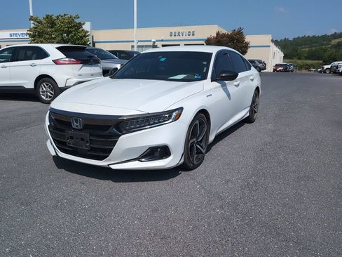 Used 2022 Honda Accord Sport image 1