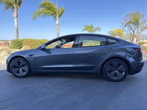 Used 2021 Tesla Model 3 Standard Range Plus RWD image 11