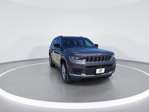New 2026 Jeep Grand Cherokee L 4WD image 2
