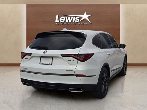 Used 2023 Acura MDX A-Spec image 4