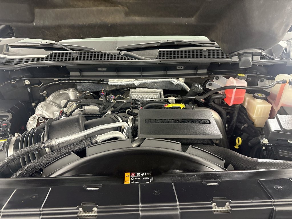 Certified 2023 Chevrolet Silverado 3500 LT AWD/4WD image 30