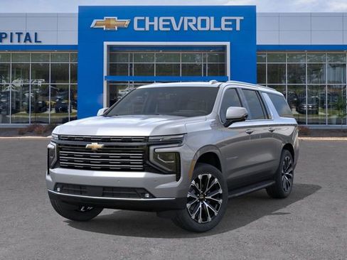 New 2026 Chevrolet Suburban High Country image 6