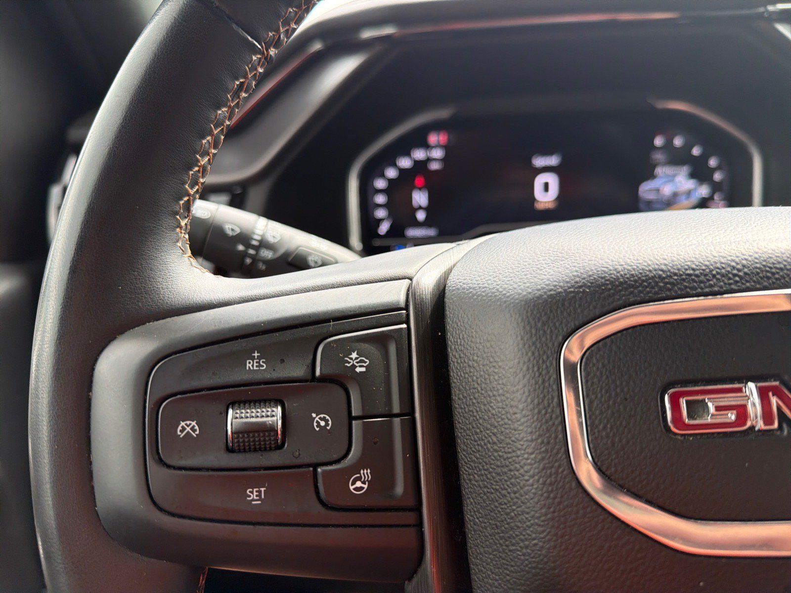 Used 2024 GMC Sierra 2500 AT4 w/ AT4 Premium Plus Package AWD/4WD image 13