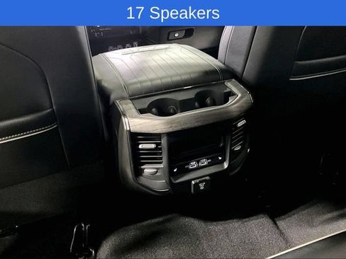 Used 2025 RAM 2500 Limited AWD/4WD image 15
