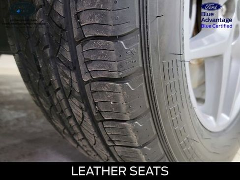 Certified 2024 Ford Edge SEL w/ Convenience Package AWD/4WD image 11