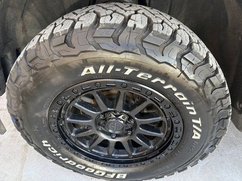 Used 2015 GMC Sierra 1500 SLT AWD/4WD image 29
