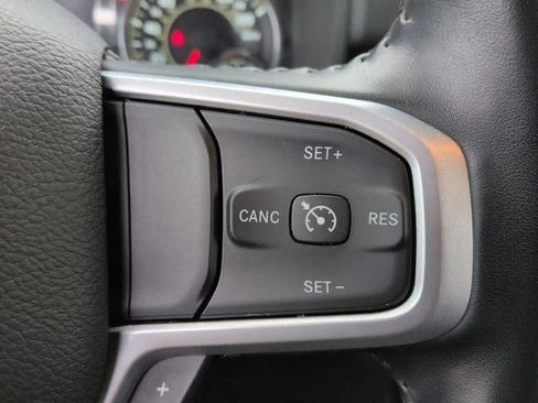 Used 2023 RAM 1500 Big Horn AWD/4WD image 22