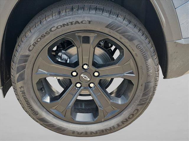 New 2027 Chevrolet Equinox LT w/ Convenience Package II FWD image 10
