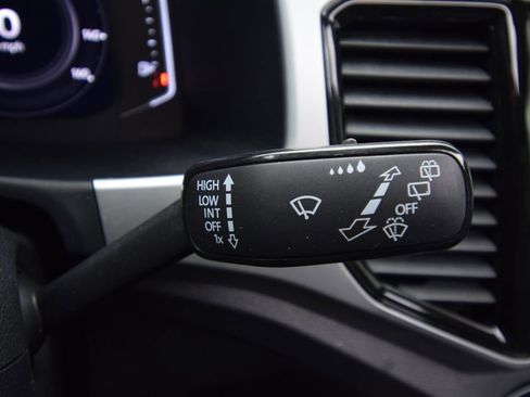 Used 2023 Volkswagen Atlas SEL image 39