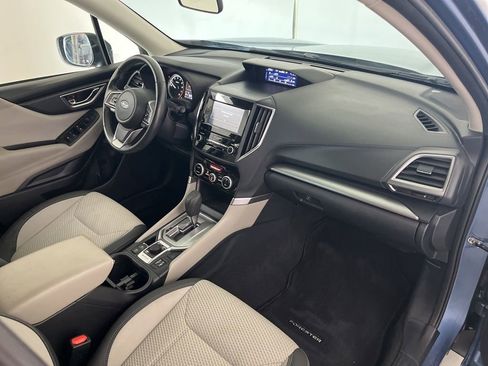 Used 2021 Subaru Forester Premium AWD/4WD image 23