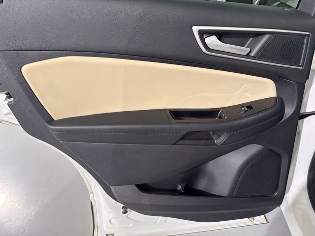 Used 2020 Ford Edge SEL w/ Convenience Package FWD image 15