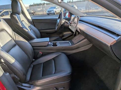 Used 2021 Tesla Model Y Long Range image 22