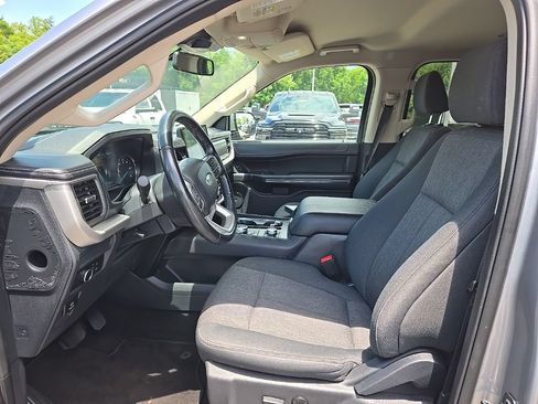 Used 2024 Ford Expedition Max XLT AWD/4WD image 16
