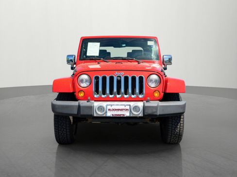 Used 2010 Jeep Wrangler Sahara AWD/4WD image 2