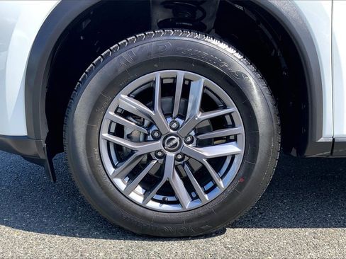 Certified 2023 Nissan Rogue S image 8