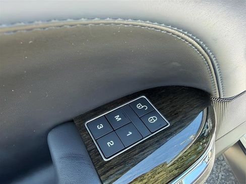 Used 2018 Land Rover Range Rover Sport Supercharged image 26