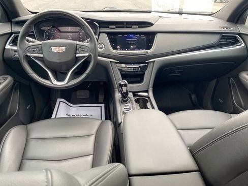Certified 2024 Cadillac XT6 Luxury w/ LPO, Floor Liner Package image 6