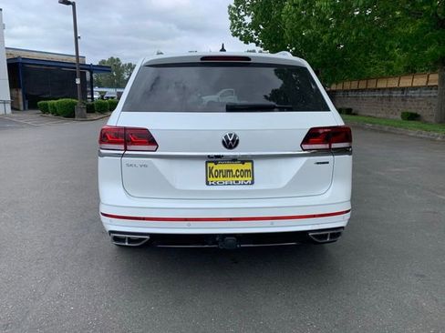 Used 2023 Volkswagen Atlas SEL Premium AWD/4WD image 4