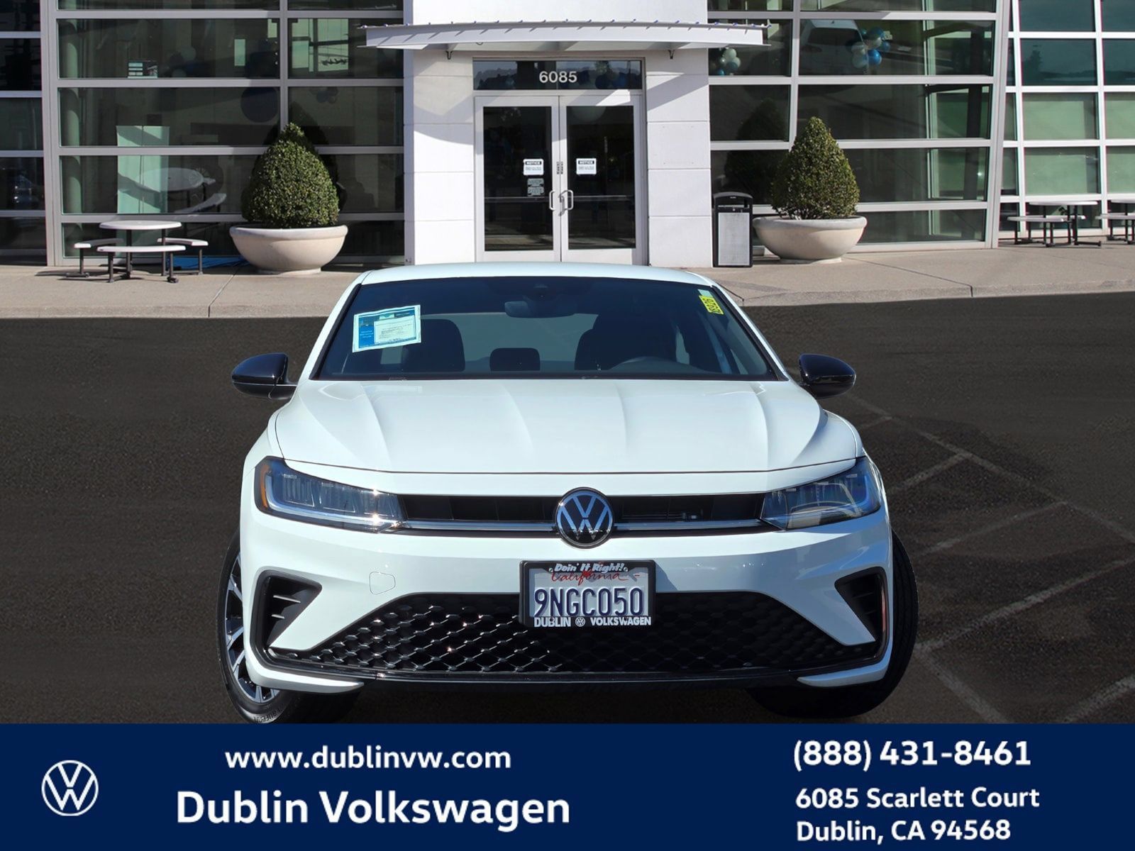 Certified 2025 Volkswagen Jetta Sport FWD image 2