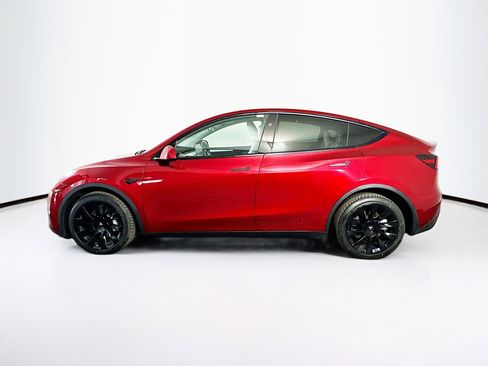Used 2024 Tesla Model Y Long Range image 4