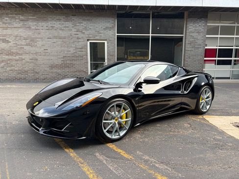 New 2026 Lotus Emira SE RWD image 1