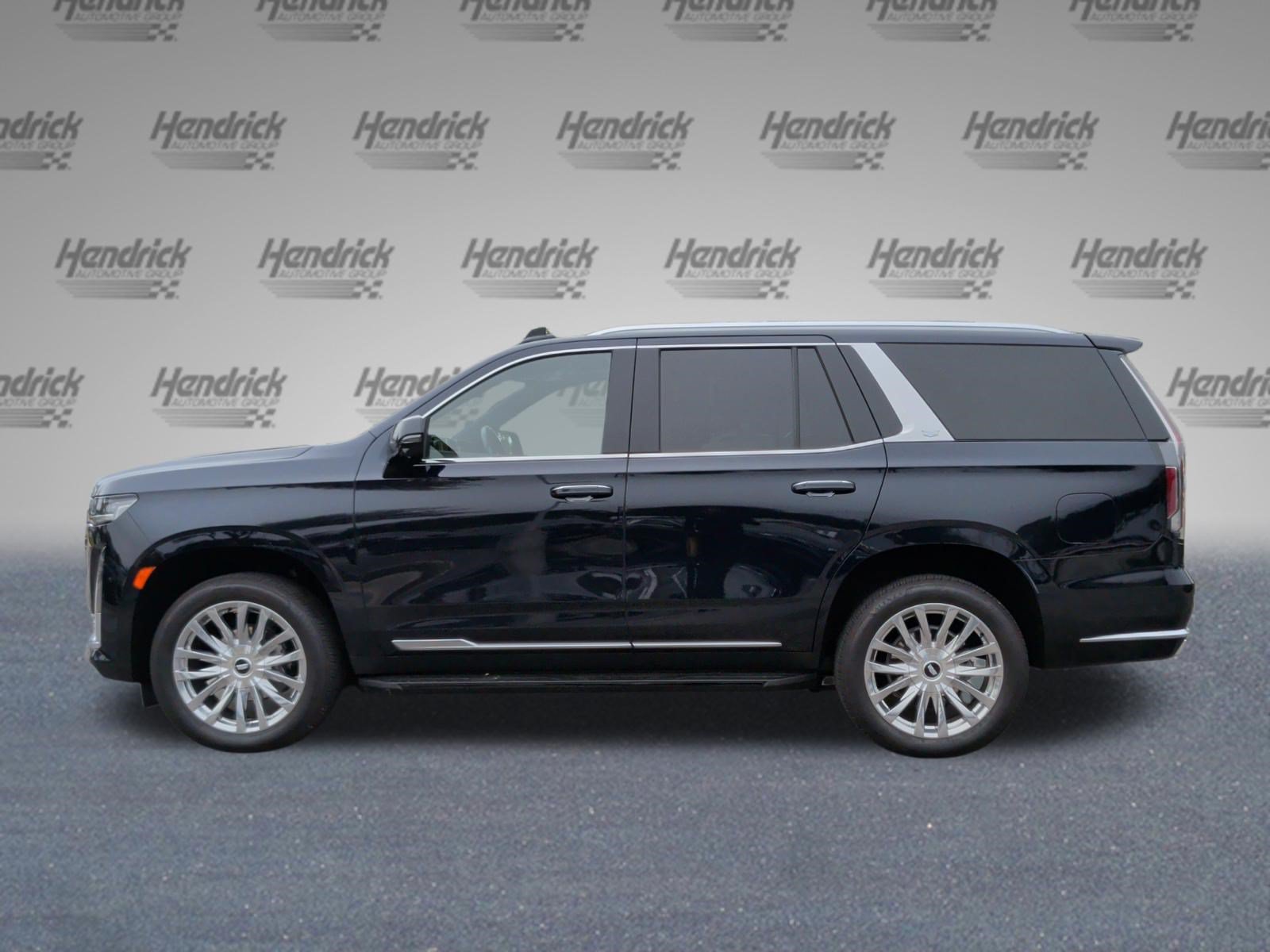 Used 2024 Cadillac Escalade Premium Luxury AWD/4WD image 11