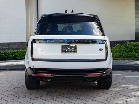 Used 2023 Land Rover Range Rover SE AWD/4WD image 14