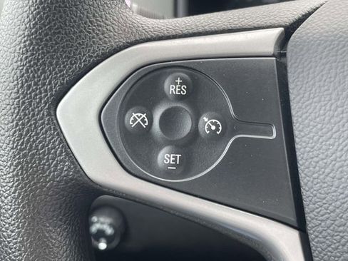 Used 2022 Chevrolet Colorado W/T w/ WT Convenience Package RWD image 23