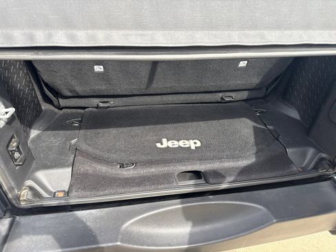 Used 2015 Jeep Wrangler Sport w/ Quick Order Package 23S image 13